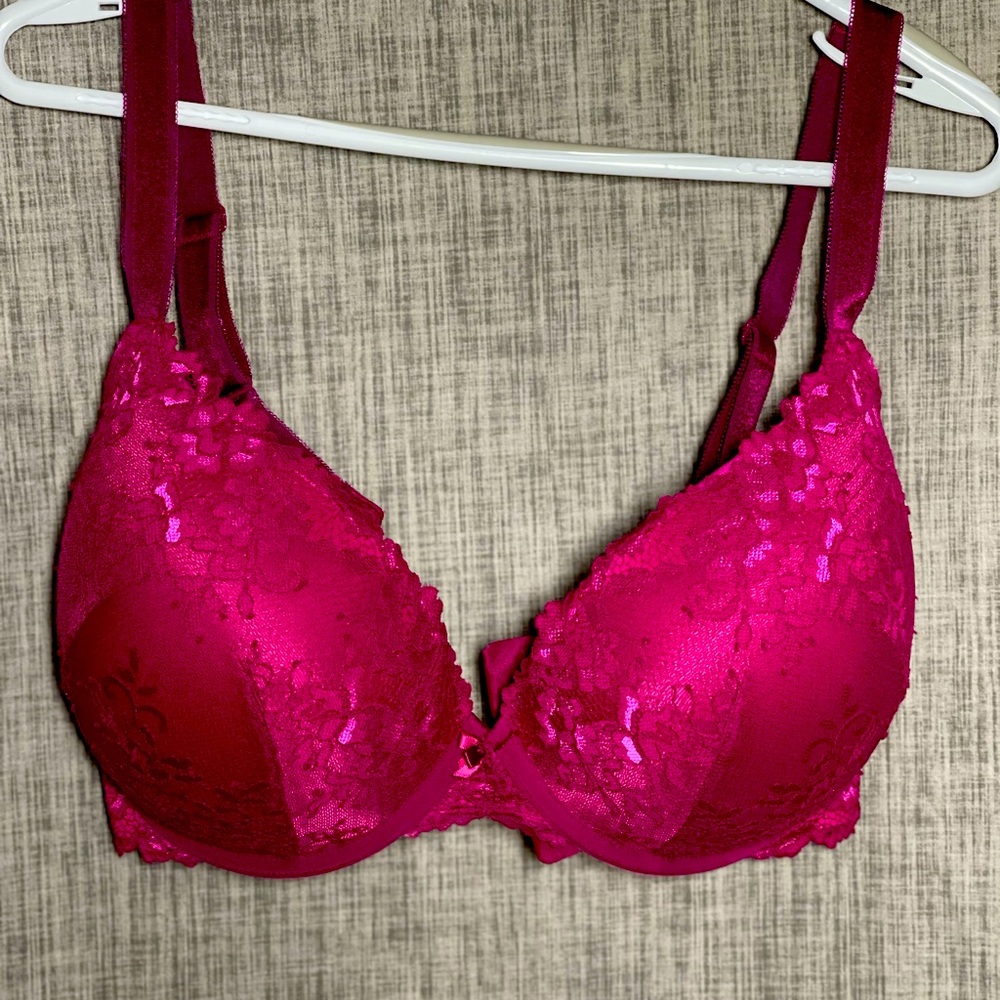 Torrid fuchsia lace push up bra